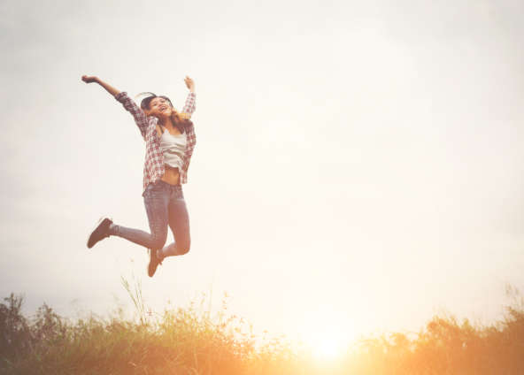 Lâcher-prise ? Comment la sophrologie et l’hypnose peuvent vous aider à vous libérer.