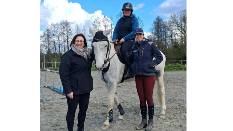 Préparation mentale du cavalier : sophrologie et hypnose pour progresser à cheval