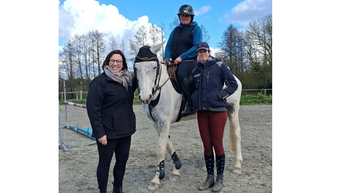 Préparation mentale du cavalier : sophrologie et hypnose pour progresser à cheval